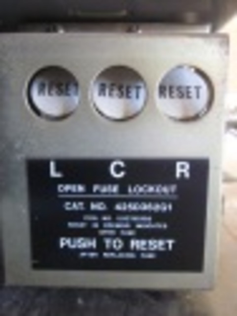 1600 Amps, General Electric, AKRU-9D-50, electrically operated, drawout, #AB4563 - Image 2