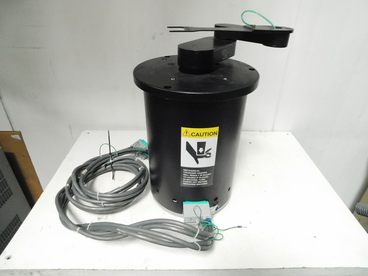 Genmark Axus, Dual-Arm Wafer Handling Robot, 200/300 mm Wafer Size, Multi-Axis - Image 2