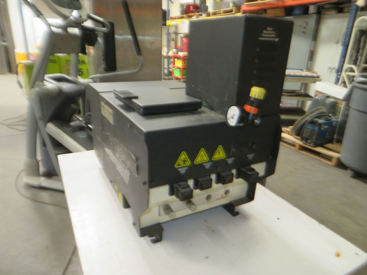 Q4 #110700, Hot Melt System, 220 VAC, Single-Phase - Image 2