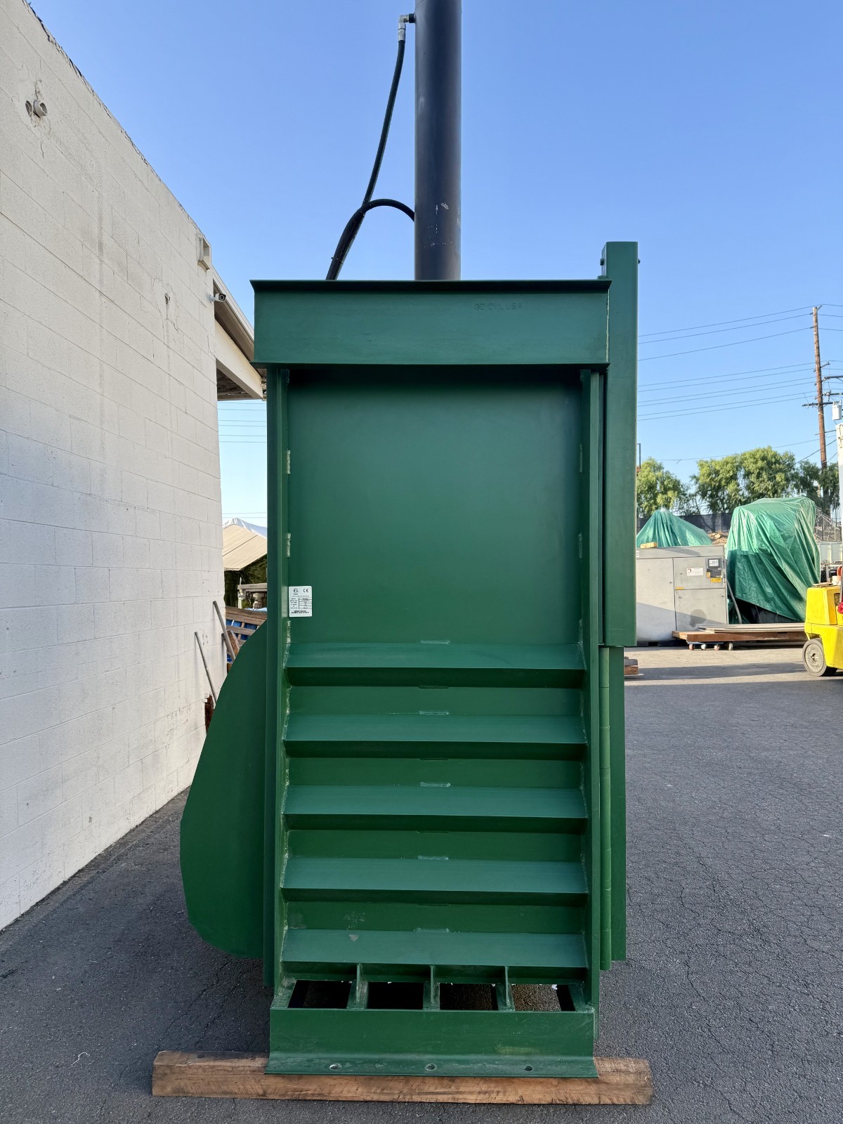 40" width x 58" D x 40" H Compactors #V64XHD, Vertical Baler, 10 HP, 2019 - Image 4