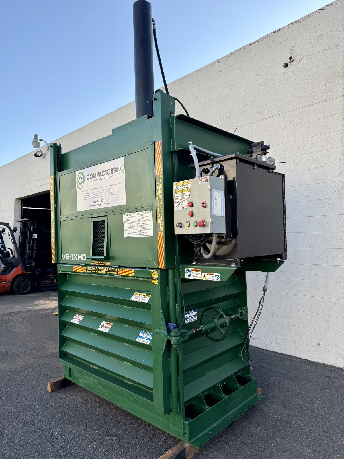 40" width x 58" D x 40" H Compactors #V64XHD, Vertical Baler, 10 HP, 2019 - Image 9