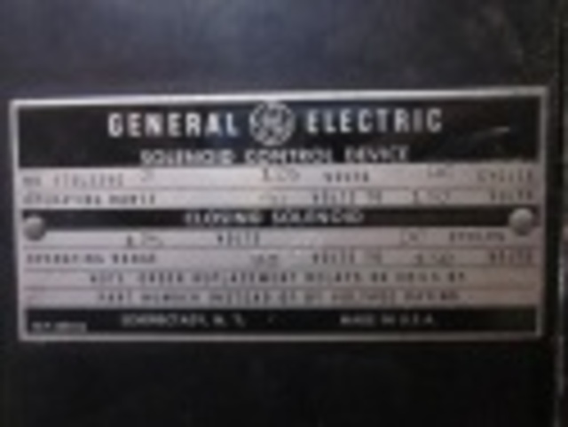 225 Amps, General Electric, AK-1-15-W, manually operated, drawout, #AB2950 - Image 1