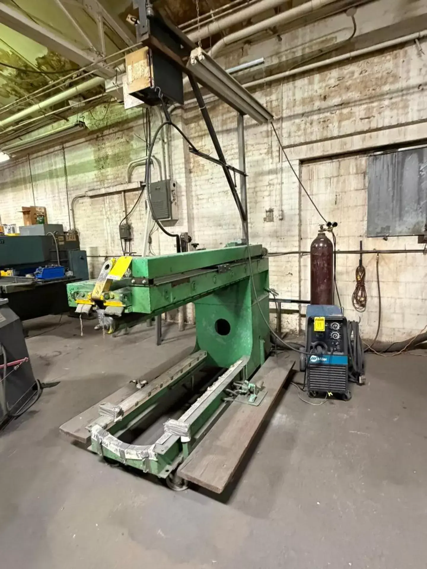 Webb #J56, 4' x 10 gauge longitudinal seam welder with Miller Millermatic 250CV-DC welder - Image 2