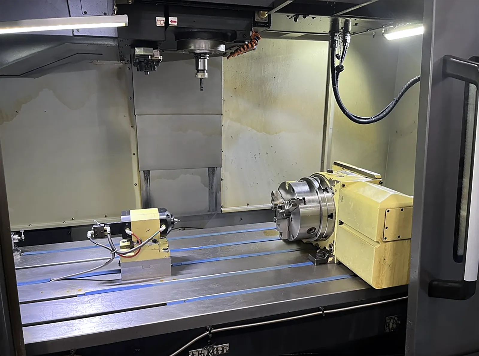 Daewoo Doosan #DNM-6700, CNC vertical machining center, 51.2" X, 26.4" Y, 24.6" Z, 59.1" x26.4" tbl., Fanuc I - Image 5