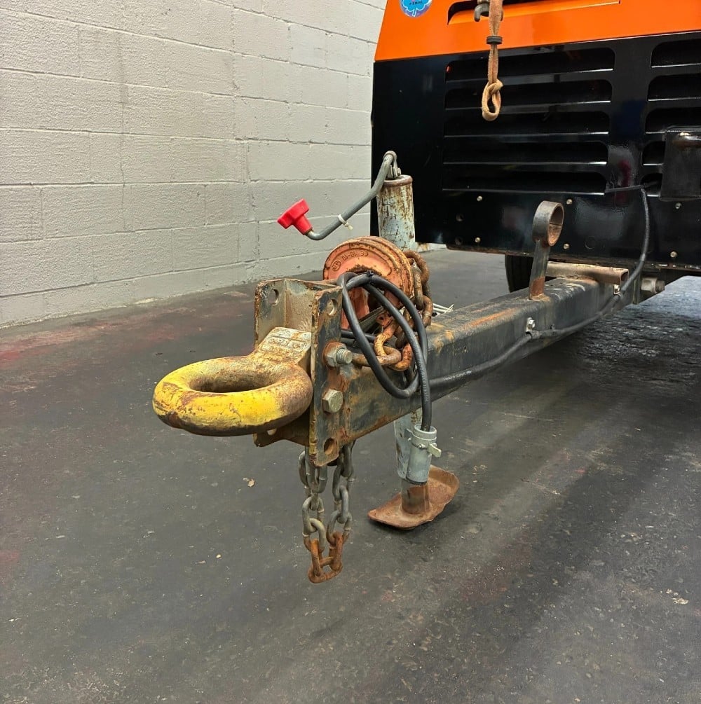 210 cfm, 100/150 psig, Sullivan Palatek #D210PHDZ, Diesel Portable Air Compressor, 676 hours - Image 7