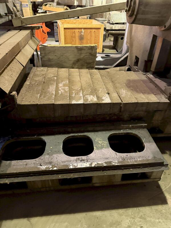 4.3" Kuraki #KBT-1101P, table type horizontal boring mill, 84.25" X, 72.05" Y, 31.5" Z, #50 - Image 9