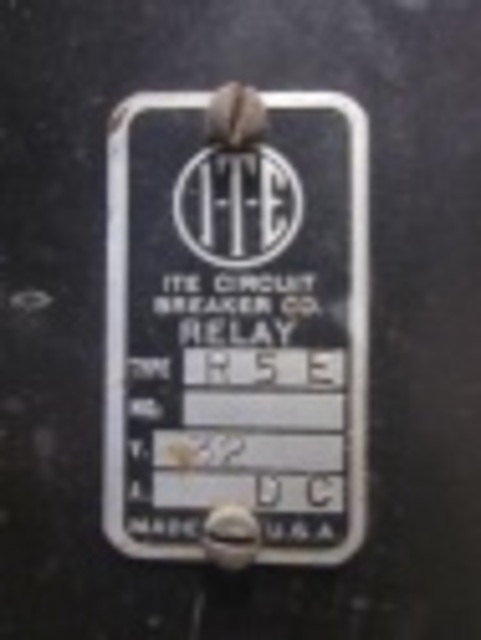 1200 Amps, ITE, HV, electrically operated, drawout, #AB3901 - Image 1