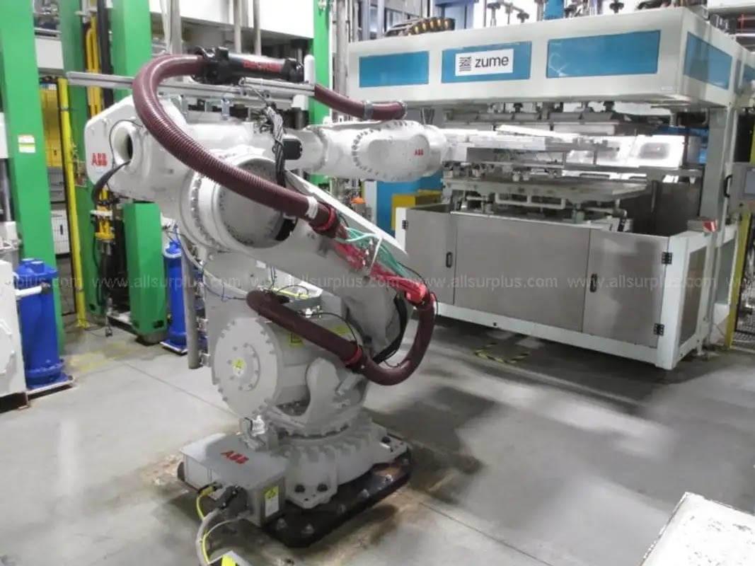 ABB, IRB-6700-300/2.70, 6-Axis Industrial Robot, 300 kg payload, 106.3" reach, OmniCore controller, 2021, (5) - Image 1