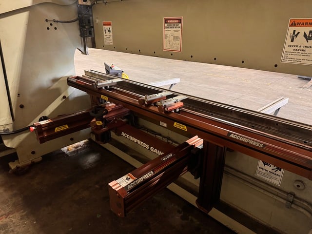 175 Ton, Accurpress #717510, CNC Hydraulic Press Brake, 120" bed length, 100" between frames, 8" ram stroke - Image 6