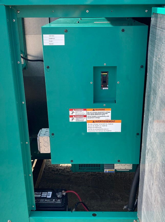 150 kW Onan / GM #GGLB, Natural Gas or Propane Generator, 120/240 Volts - Image 5