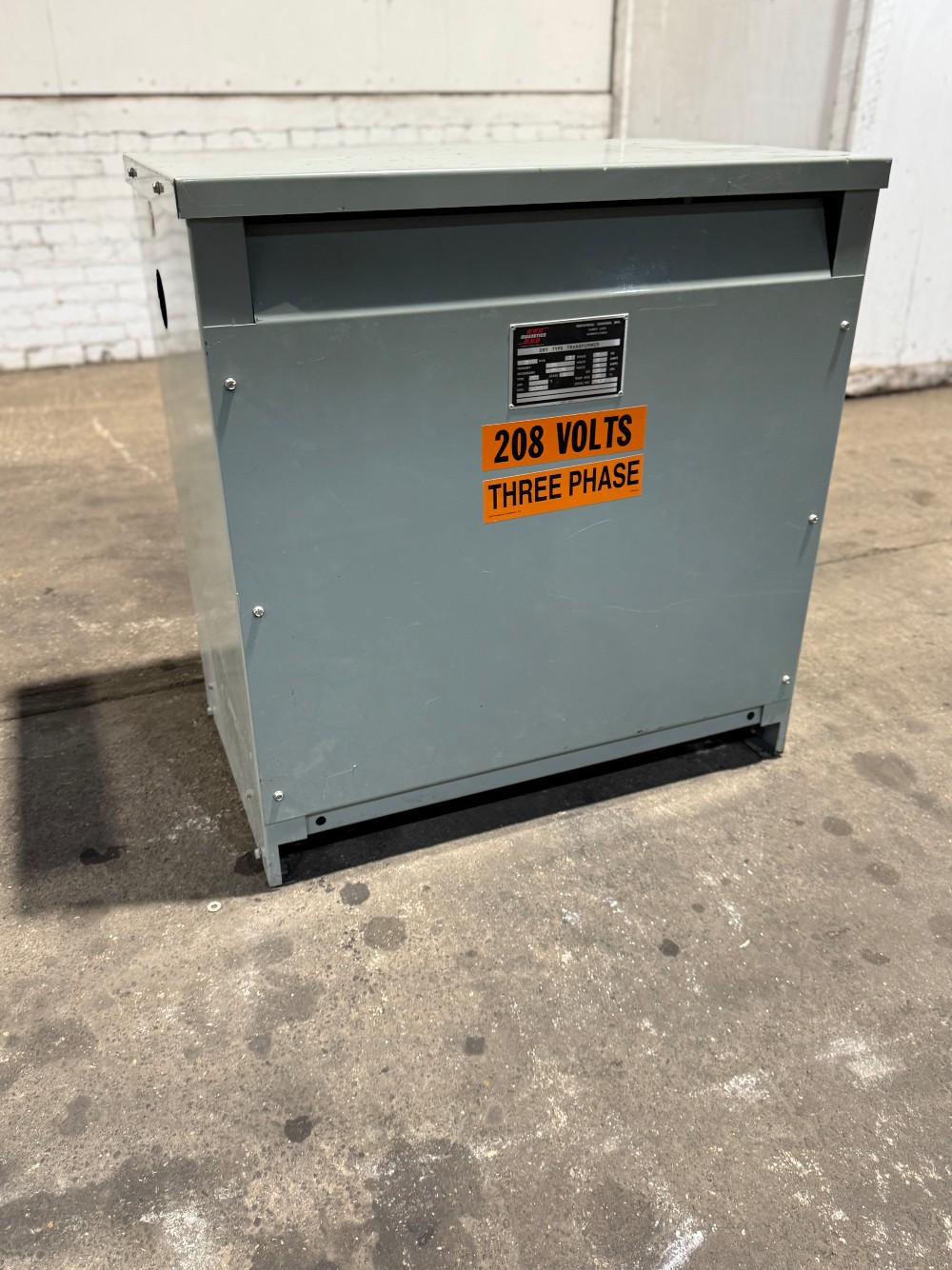 15 KVA 208 Pri. 208Y/120 Sec., Industrial Control Transformer - Image 1