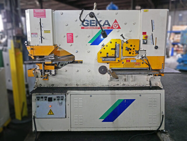 6-1/2" x 6-1/2" x 1/2" Geka #Hydracrop-110PD, CNC Deep Throat Dual Cylinder Hydraulic Ironworker, w/ - Image 3