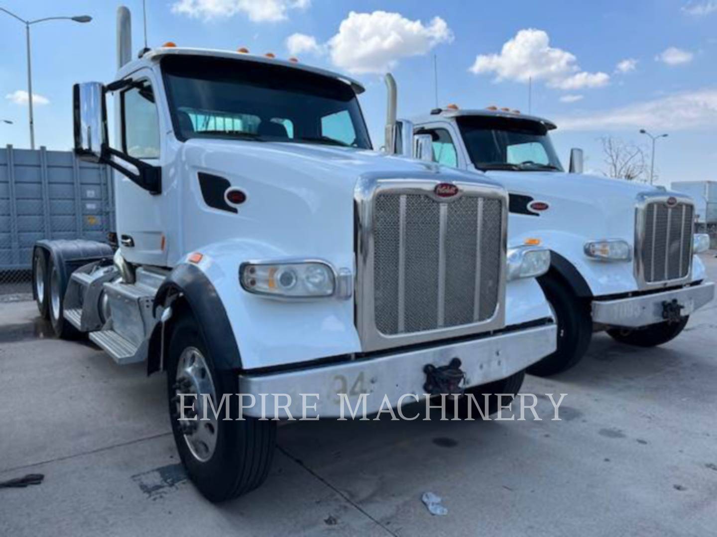 Peterbilt (Obsolete) J.h. Day CAB, On Highway Truck Engine, 480769 hours, S/N: 1XPCD49X4HD448057, 2017 - Image 2