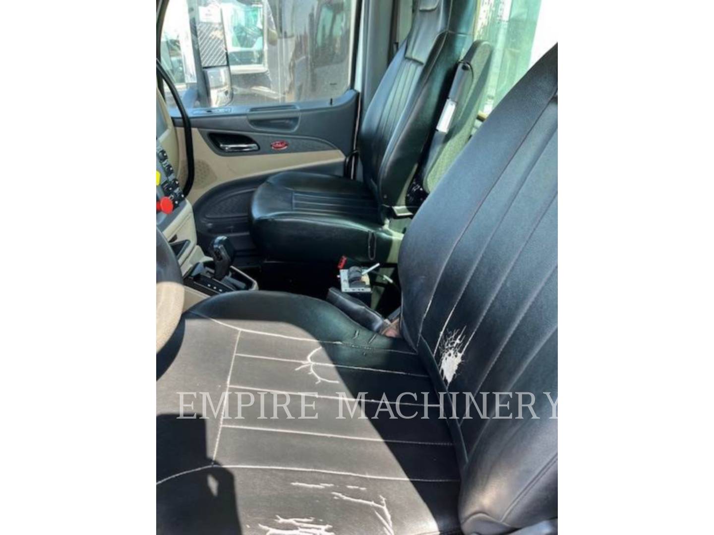 Peterbilt (Obsolete) J.h. Day CAB, On Highway Truck Engine, 480769 hours, S/N: 1XPCD49X4HD448057, 2017 - Image 6
