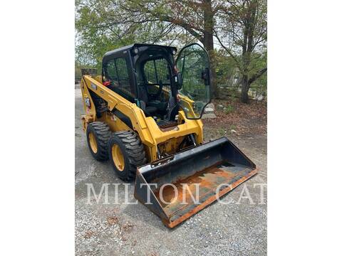 Cat 236D3, Skid Steer Loader, 657 hours, S/N: KXL01660C, 2021 - Image 2