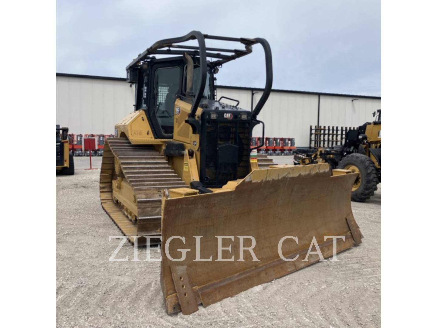 Caterpillar D5, 1458 hours, S/N: Z6A02163, 2023 - Image 2