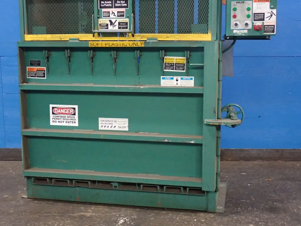 30" x 60" Selco #V5-HD, Hydraulic Vertical Baler, 10 HP, 208/230/460 V., 3 Ph. - Image 4