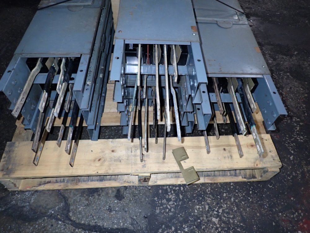Westinghouse #1577887, Bus Duct, Q10, Made In USA - Image 3