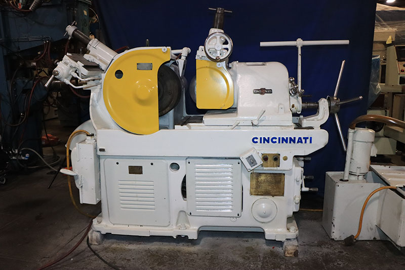 Cincinnati No. 2 Mdl. EA, centerless grinder, 1/16"-3-1/2" diameter capacity, 20" grinding wheel, 15 HP - Image 2