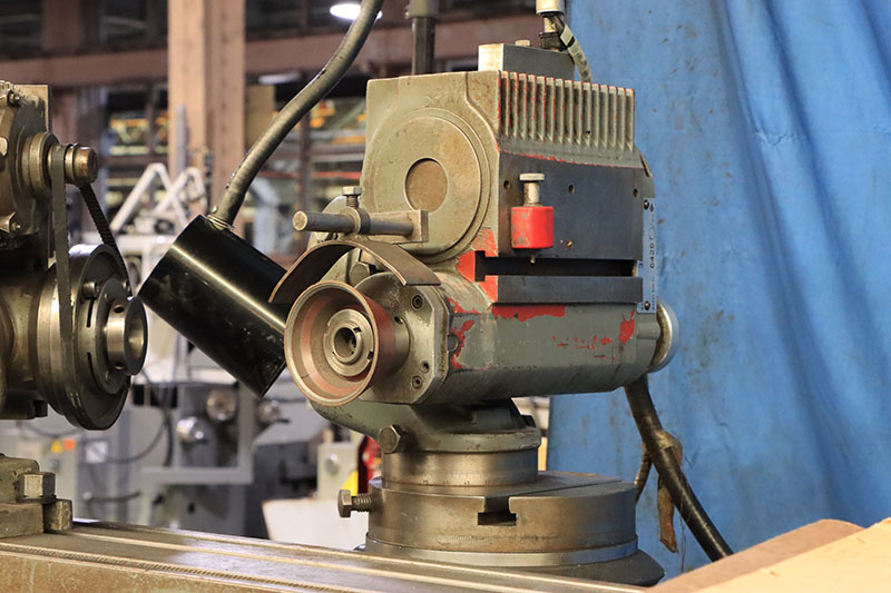 Cincinnati-Milacron #2MT, universal tool & cutter grinder, 6" x36" table, tilting wheelhead, motorized - Image 4