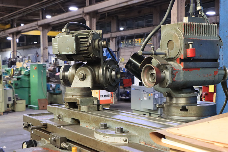 Cincinnati-Milacron #2MT, universal tool & cutter grinder, 6" x36" table, tilting wheelhead, motorized - Image 5