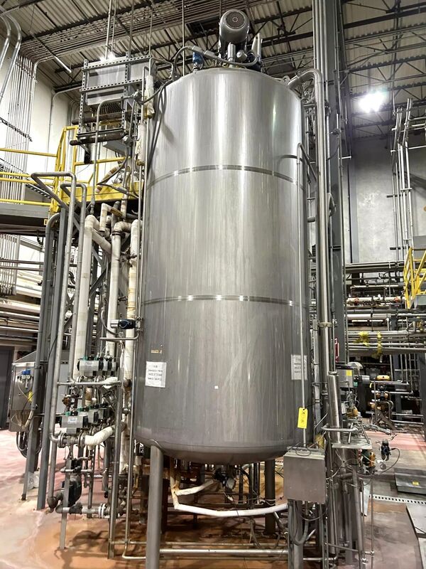 2000 gallon DCI, sanitary reactor/fermenter, 316L Stainless Steel, 50 psi/FV @ 350°F, 150 psi/FV @ 350°F - Image 1