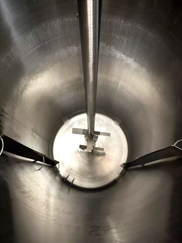 2000 gallon DCI, sanitary reactor/fermenter, 316L Stainless Steel, 50 psi/FV @ 350°F, 150 psi/FV @ 350°F - Image 3