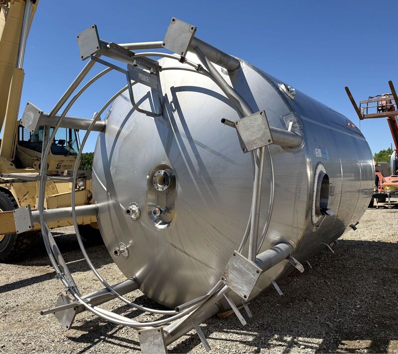11500 gallon DCI, Stainless Steel jacketed tank, dished top & bottom, 11' diameter x 17' T/T, 22' 6" OAH, 150 - Image 8