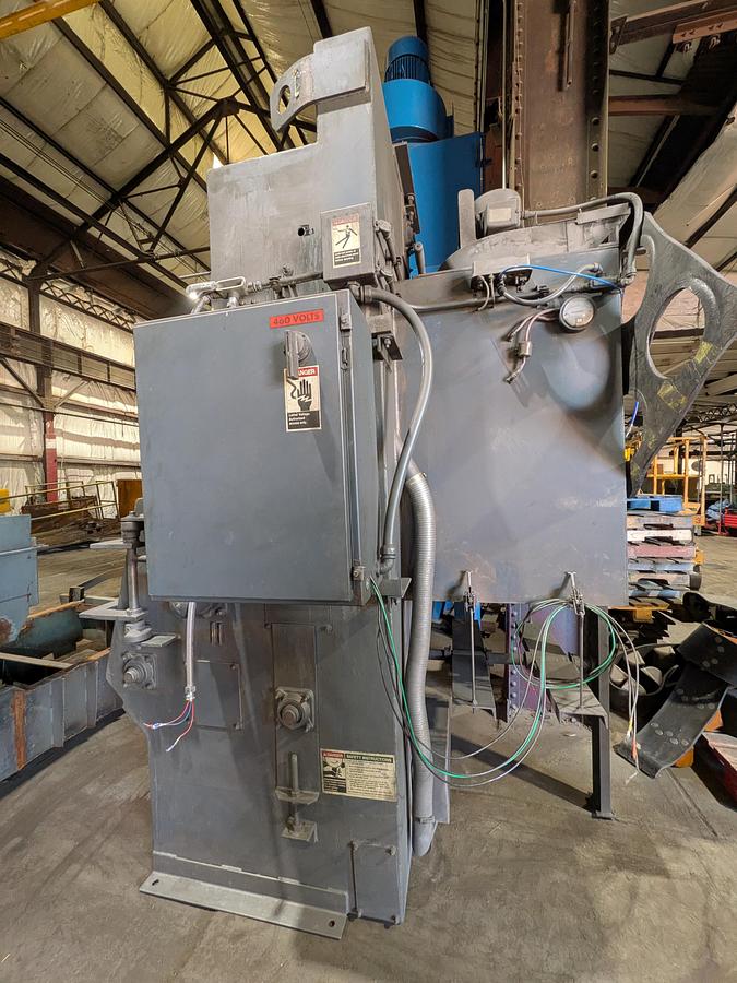 6 cu.ft. Wheelabrator #WTB-6, Tumble Blast Machine, 15 HP blast wheel, integrated dust collector - Image 7