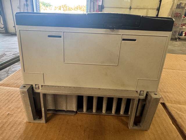 Allen-Bradley 20AD034A0AYNANC0 Variable Frequency Drive 480V AC 3-Phase 01542 - Image 6