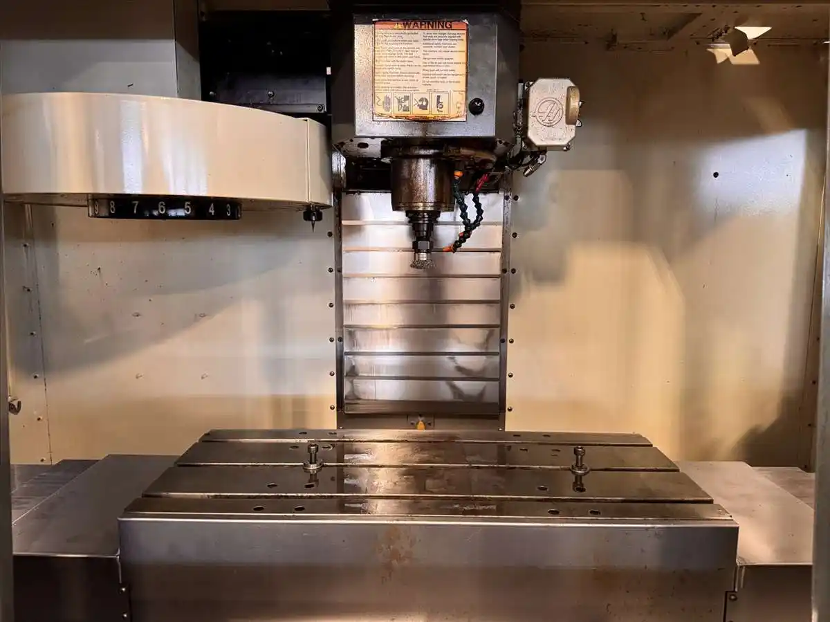 Haas #VF-2, CNC vertical machining center, 30" X, 16" Y, 20" Z, 7500 RPM, 20 HP, 20 automatic tool changer - Image 2