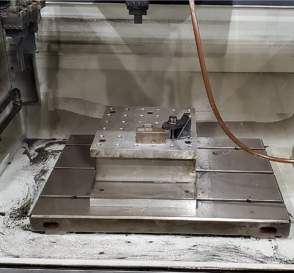 Mitsubishi #MD-Pro-II, Wire Electrical Discharge Machine, 12.6" X, 9.8" Y, 8.7" Z, 21.3" x 16.9" table - Image 3