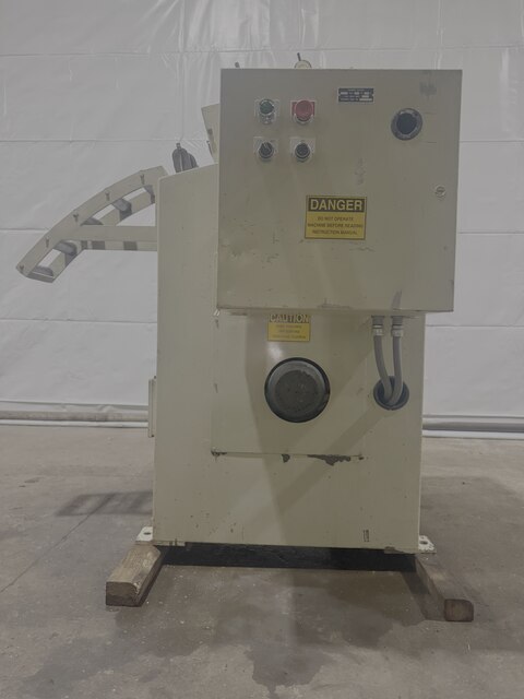 6" x .125" Cooper Weymouth Peterson #6B, Powered Coil Straightener, 7 straightening rolls, 2" roll diameter - Image 2