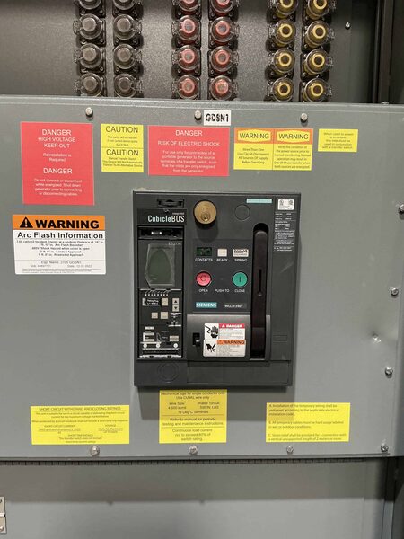 4000 Amp. Trystar #SBDS-405P-LLMF-ALDGJK2Q53, Single Purpose Docking Station, 480 Volt, NEMA 3R enclosure, 3PH - Image 4