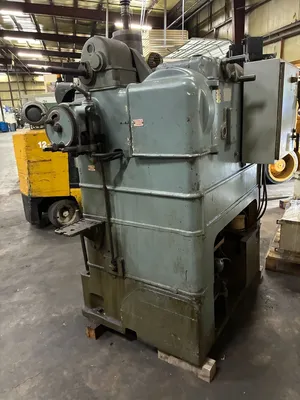 Fellows #65A3, Vertical Gear Shaper, 18" max. pitch diameter, 3" face width, 3" stroke, 5-7/8" bore through - Image 4