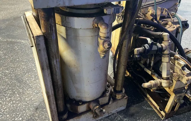 220 Ton, TMP, Four-Post Hydraulic Press, 16" x 16" x 18", 10 HP, 2500 psi, 1993 - Image 9
