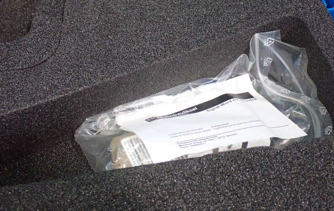 Plarad #HSX236F, Hydraulic Torque Wrench, with Case - Image 3