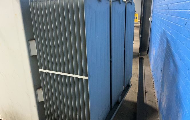 1630 KVA 23000 Primary, 576 Secondary, Solomon #23GE, Liquid Filled Distribution Transformer, 3PH, 2016 - Image 10