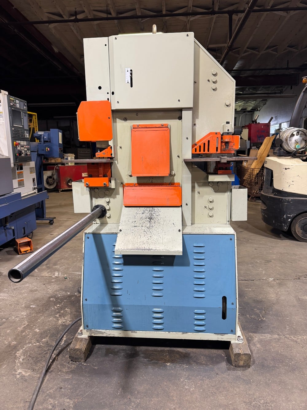 4" x 4" x 3/8" Baileigh #SW-623, hydraulic ironworker, 62 ton, 2007 - Image 4
