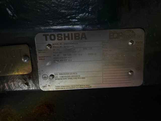 300 HP 1200 RPM Toshiba, Frame B449T, TEFC, 460 Volts, reman. - Image 2