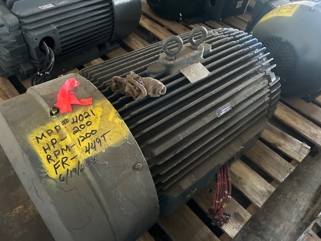 200 HP 1200 RPM Reliance, Frame 449T, TEFC, 460 Volts, reman. - Image 4