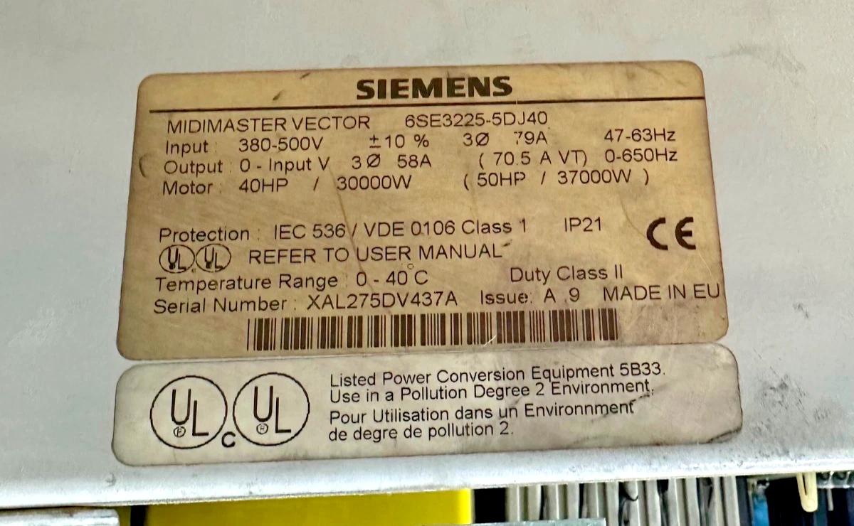 40 HP Siemens, 6SE3225-5DJ40, Midimaster Vector Variable Frequency Drive, 380-500 VAC - Image 3