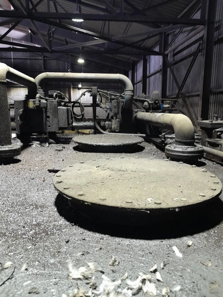 5,000 Ton, Verson, Down-Acting Hydraulic Press, 96" dl, 72" platen stroke, 96" x 96" platen, 24" shut height - Image 3