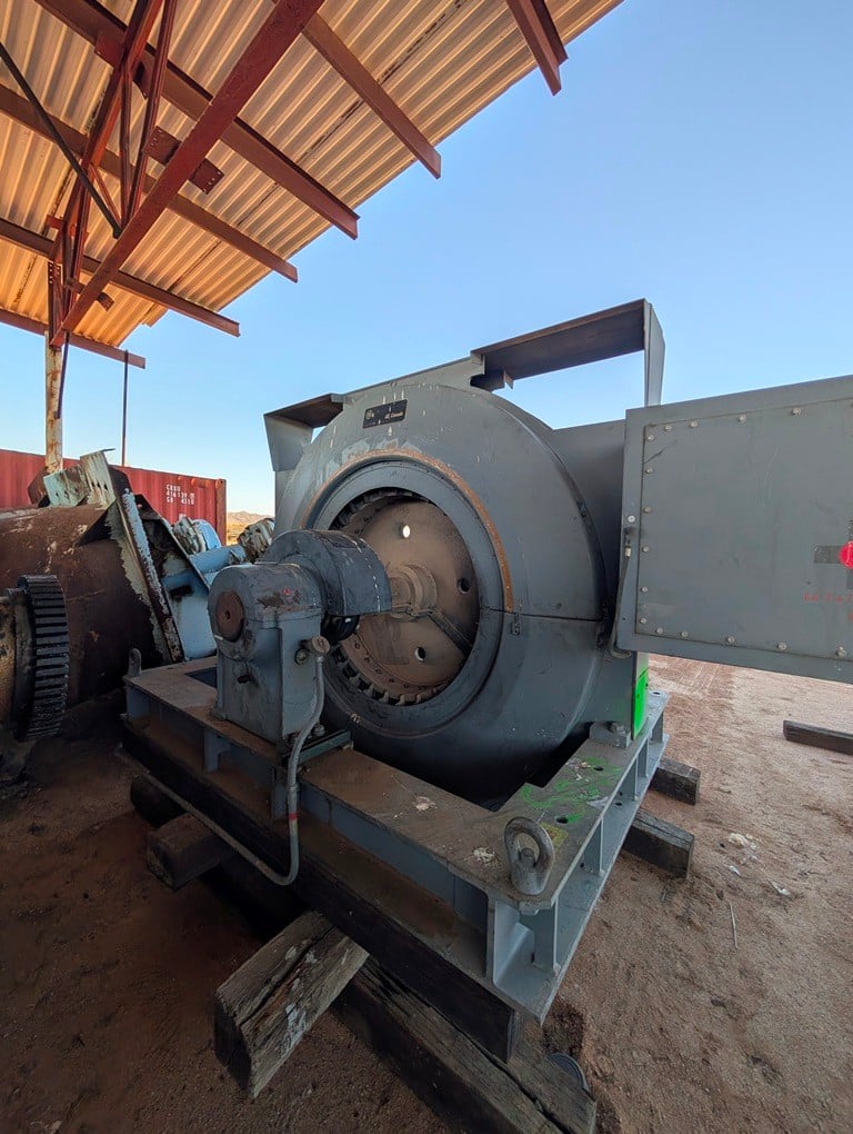 800 HP 240 RPM General Electric, Frame 6000, Type TS, Exc Volts 110, 4160 Volts - Image 7