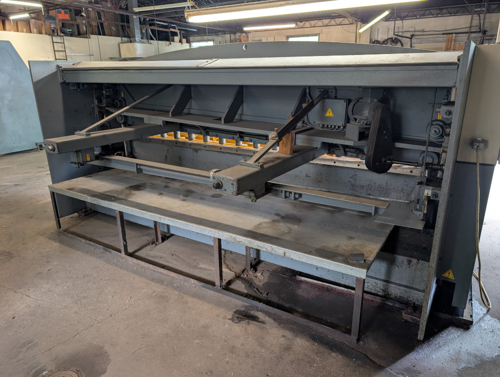 1/4" x 10' Atlantic #HDS, Power Squaring Shear, 2002 - Image 4
