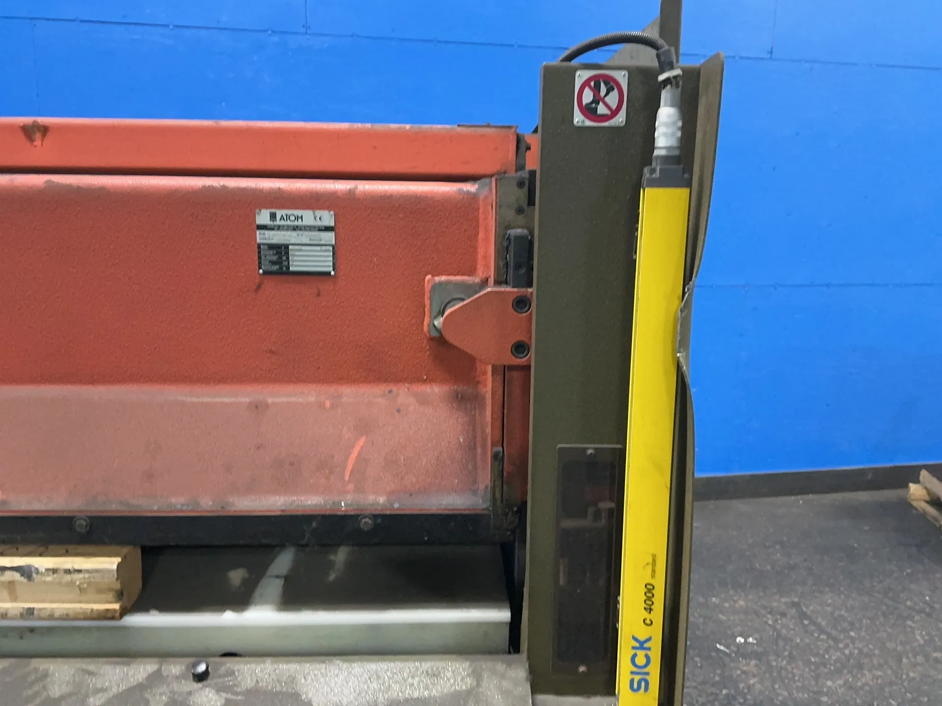 30 Ton, Atom #AL-82, Die Cutting Press, 2002 - Image 1