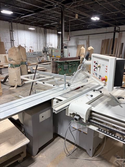 Casadei #Xe-Nia-40, Sliding Tablesaw, 15 HP, 16" blade, digital read out, 2018 - Image 5