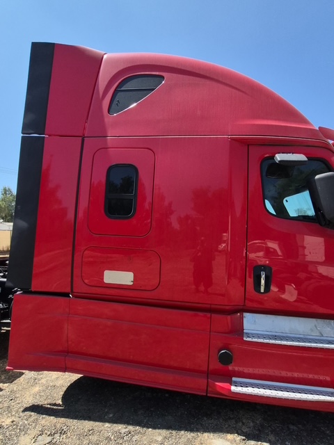 Freightliner #Cascadia, Sleeper Semi, Tandem Axle Class 8 Tractor, 2019 - Image 5