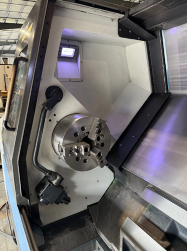 Daewoo Doosan Puma #400B, CNC Lathe, 30.3" swing, 22" diameter x 41.3" L max, 5.2" bore, 2k RPM, tool preset - Image 4