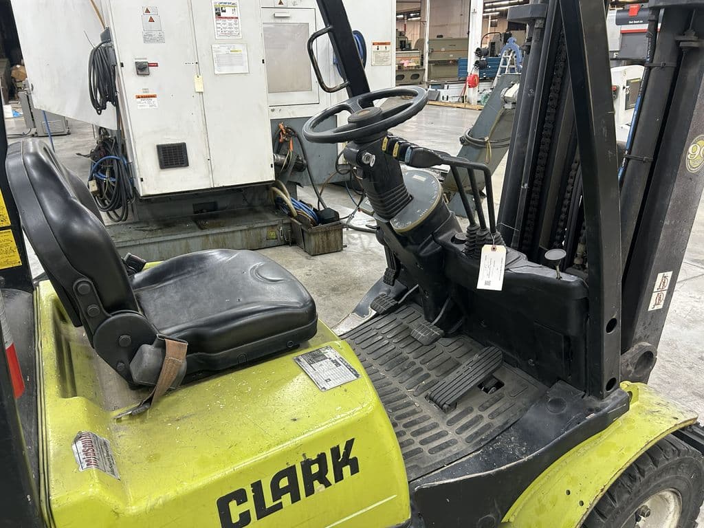 5000 lb. Clark #C25, propane forklift, 189" lift height, not working - Image 8